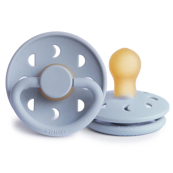 FRIGG Moon Night - Round Latex Pacifier - Powder Blue